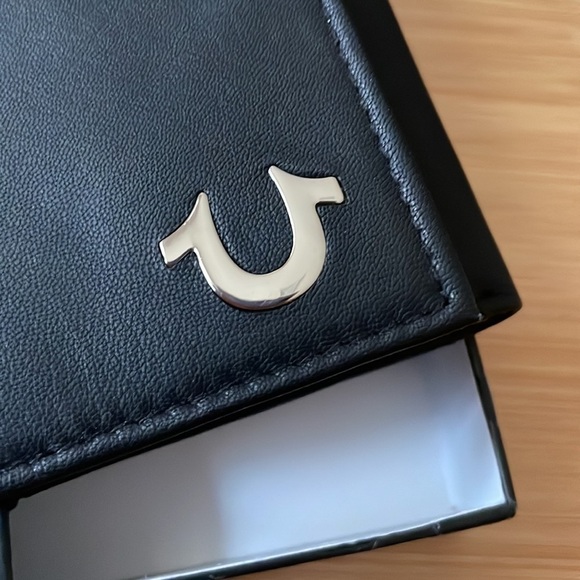 Brand New True Religion Genuine Leather Black Men’s Kincaid Wallet w/ Desk Valet - Picture 5 of 16